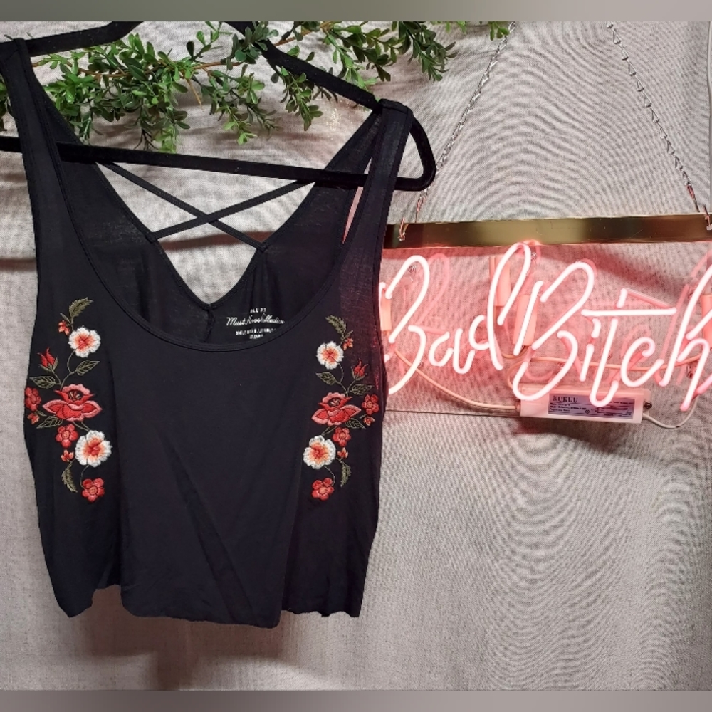 Hollister "must have collection" black floral flowy crop tank top
